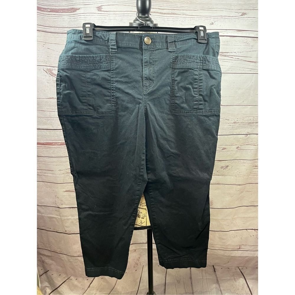 Style & co size 12 black cropped pants -21 inches‎ inseam